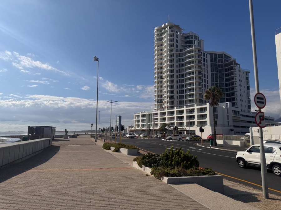 To Let 1 Bedroom Property for Rent in Strand North Western Cape